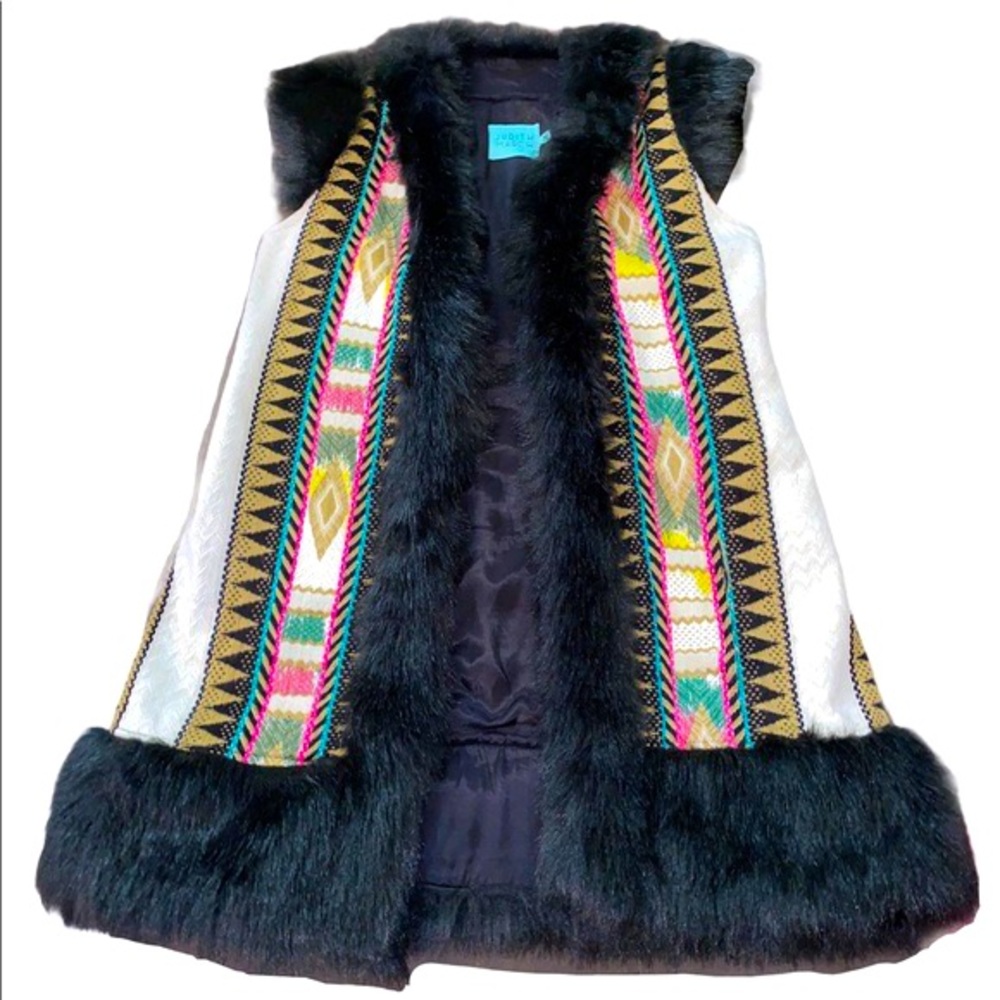 NEW Judith March Faux Fur Aztec Print Western Vest vermont